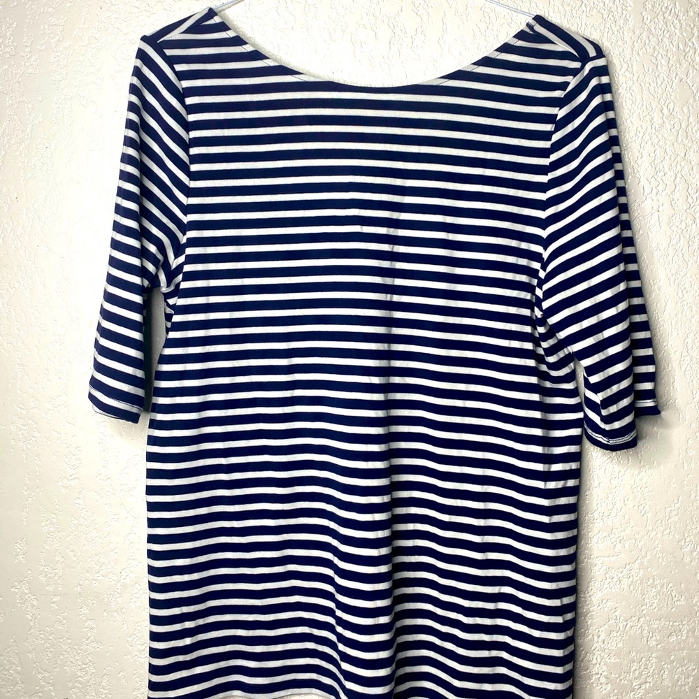 Old Navy Classic quarter length sleeve top
